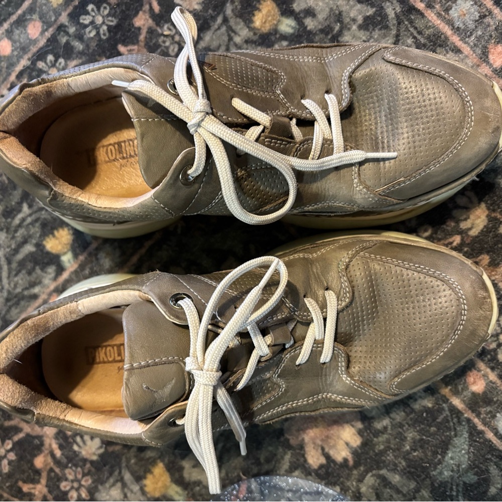 PIKOLINOS Taupe Leather Sneakers
